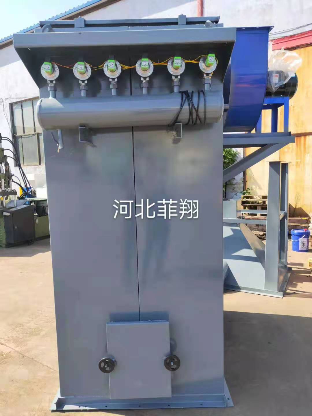 48袋布袋除尘器.jpg